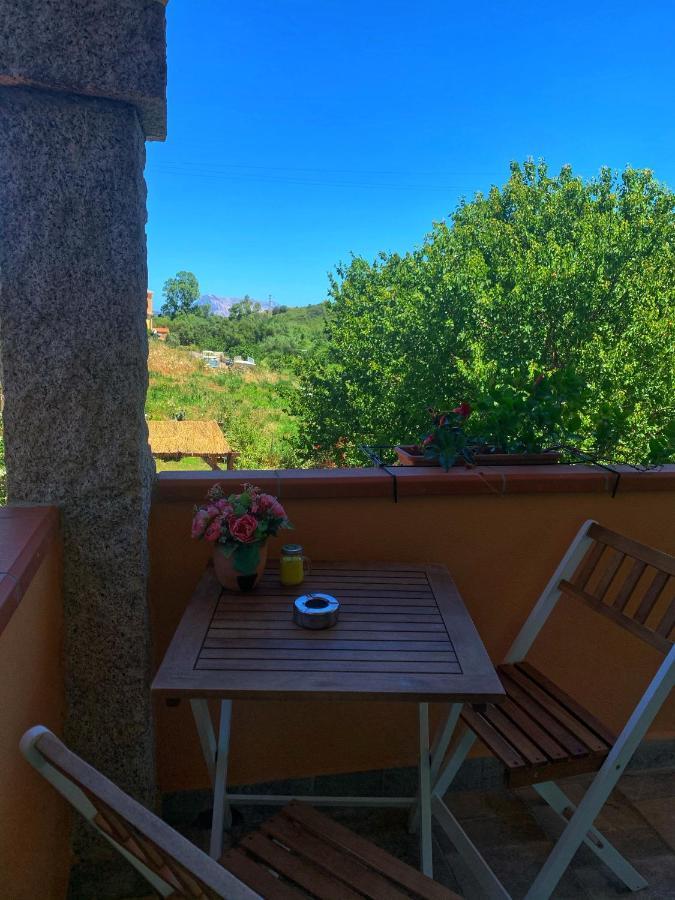 La Petra Longa Bed & Breakfast *